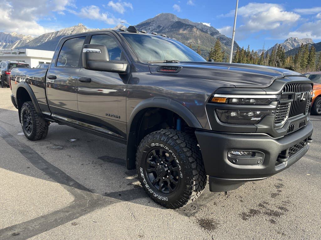 RAM 2500 Power Wagon Crew Cab 4WD 2026