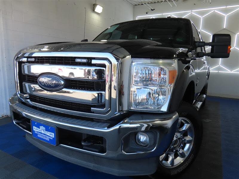 2015 Ford F-350 Super Duty Lariat Crew Cab 4WD