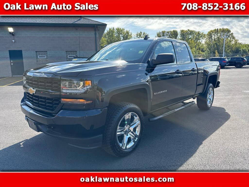 2018 Chevrolet Silverado 1500 Custom Double Cab 4WD