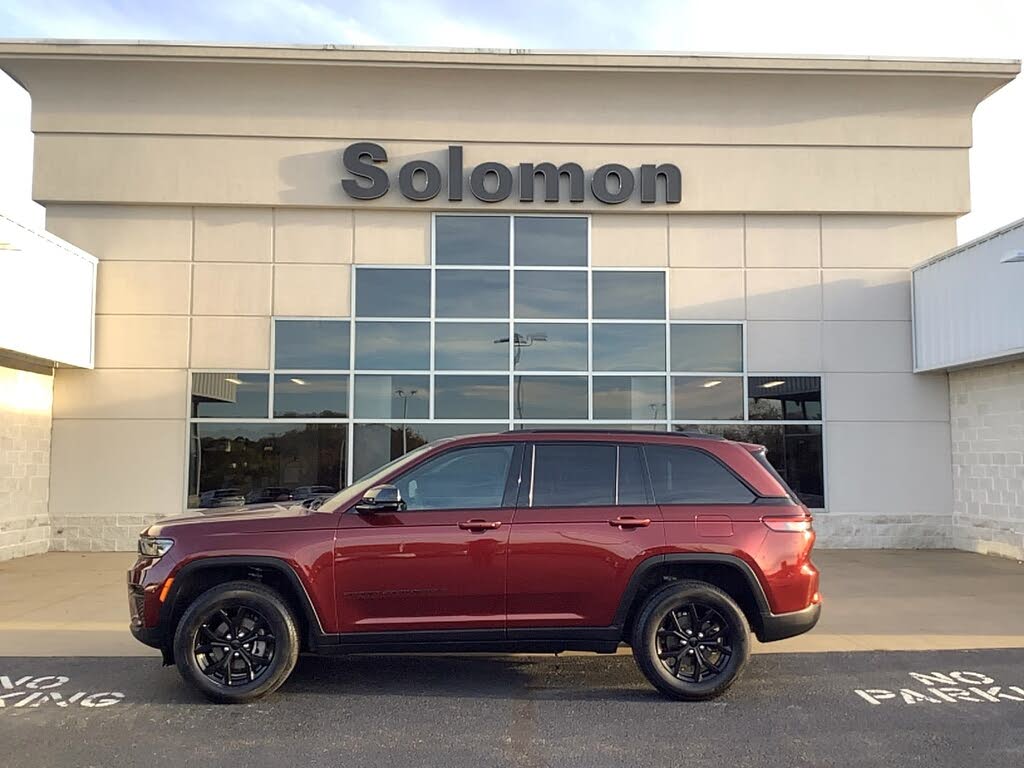 2024 Jeep Grand Cherokee Altitude 4WD