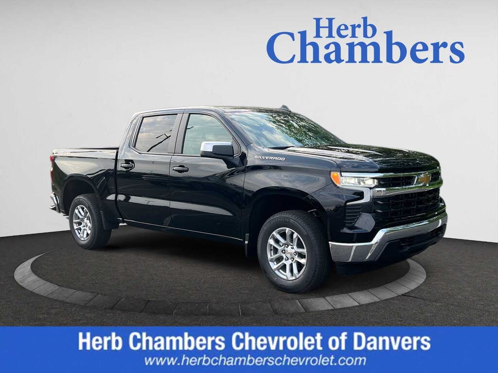 2026 Chevrolet Silverado 1500 LT Crew Cab 4WD