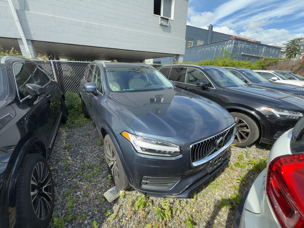 2023 Volvo XC90 B5 Core AWD