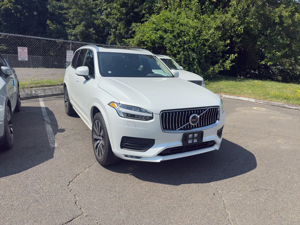 2023 Volvo XC90 B5 Core AWD