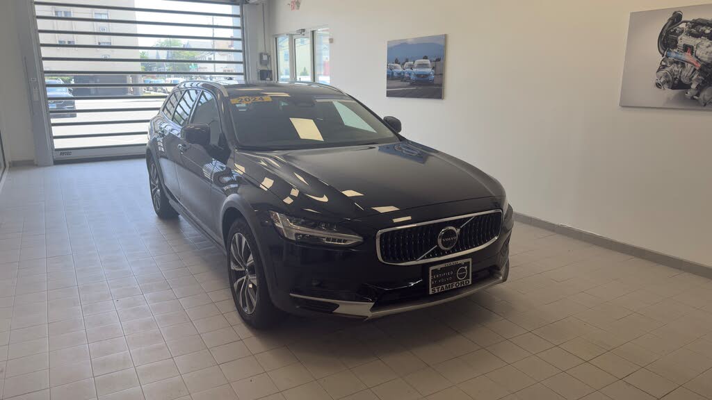 2024 Volvo V90 Cross Country B6 Plus AWD