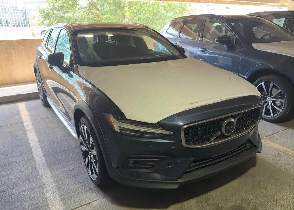 2026 Volvo V60 Cross Country B5 Ultra AWD