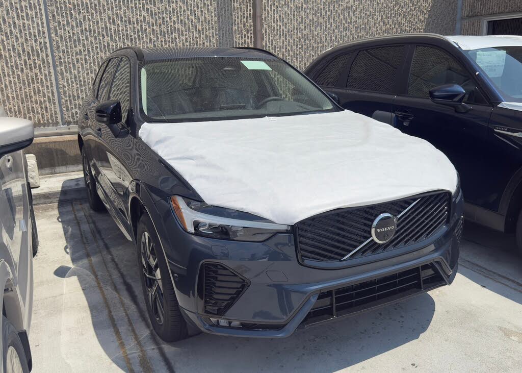 2026 Volvo XC60 B5 Plus AWD