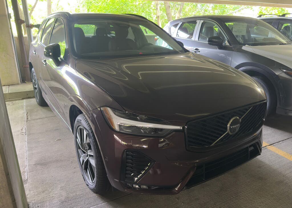 2026 Volvo XC60 B5 Plus AWD