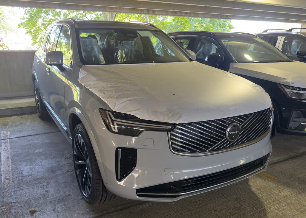 2026 Volvo XC90 B6 Plus 7-Passenger AWD