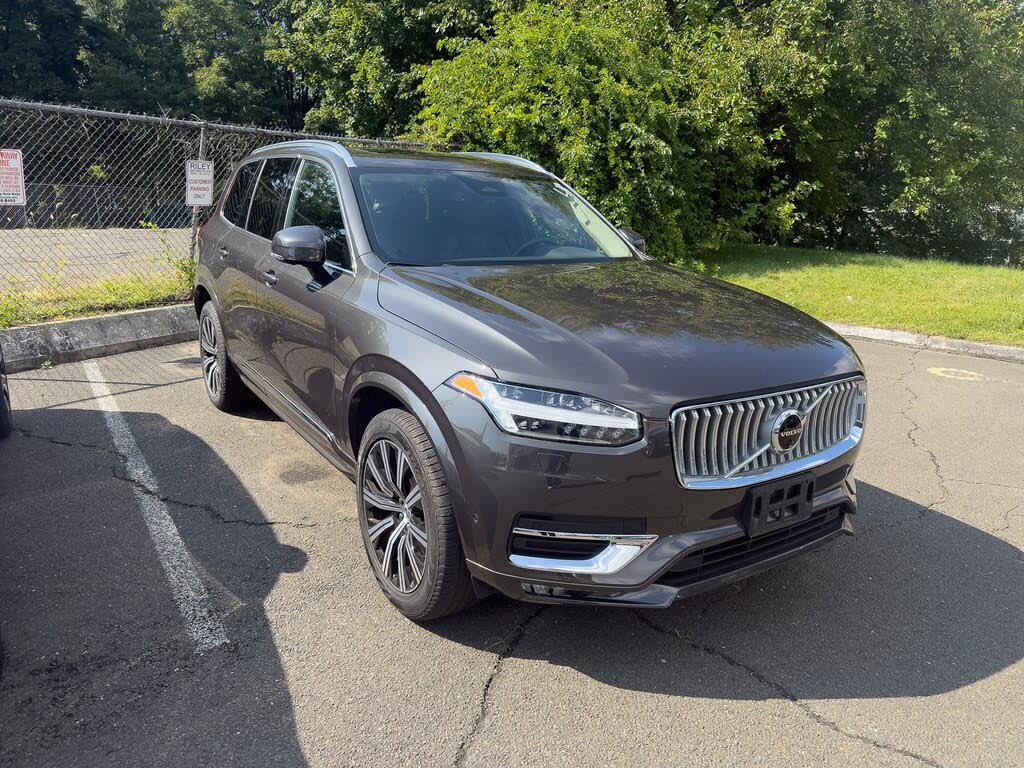 2024 Volvo XC90 B6 Plus Bright Theme 7-Passenger AWD