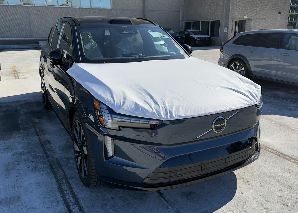 2025 Volvo EX90 Twin Ultra 7-Passenger eAWD