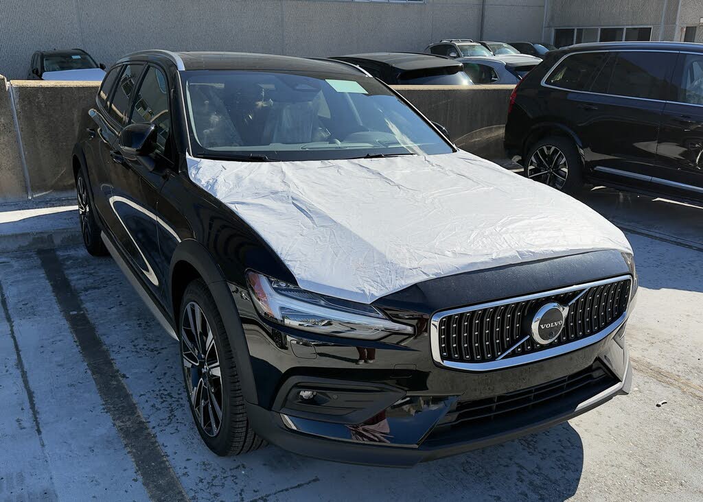2026 Volvo V60 Cross Country B5 Ultra AWD