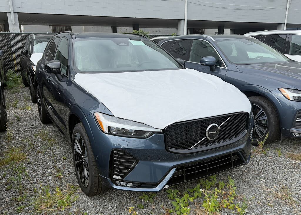 2026 Volvo XC60 B5 Plus AWD