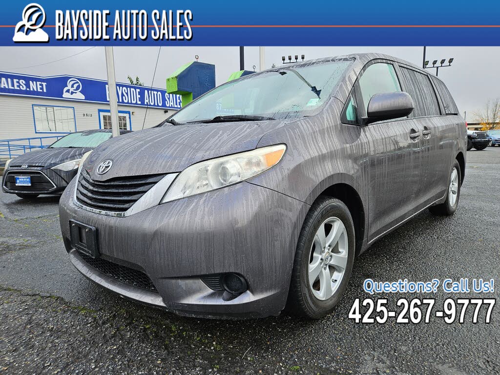 2011 Toyota Sienna LE 8-Passenger
