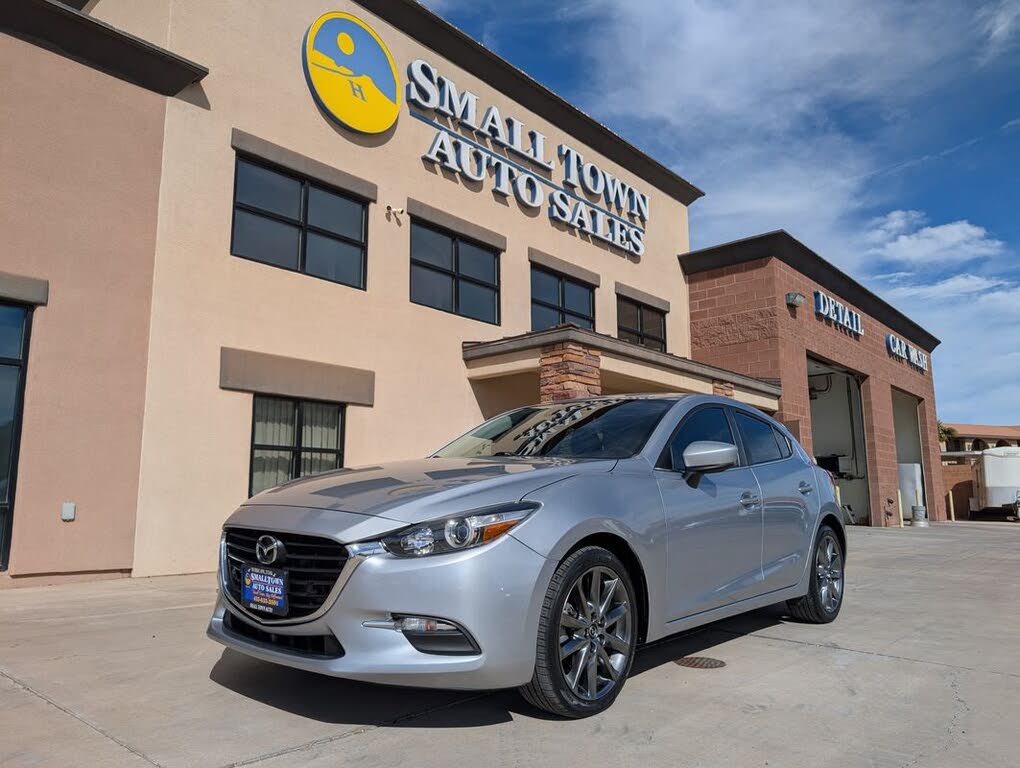 2018 Mazda MAZDA3 Touring Hatchback