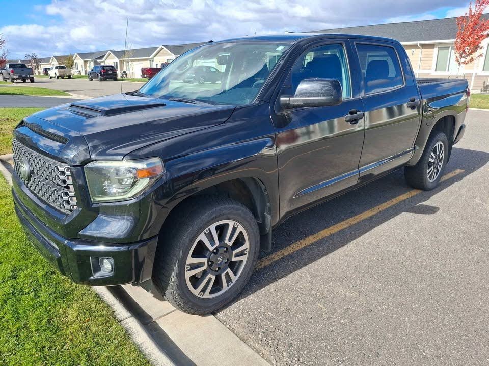 2018 Toyota Tundra SR5 CrewMax 5.7L 4WD