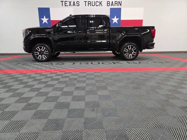 2024 GMC Sierra 1500 AT4 Crew Cab 4WD