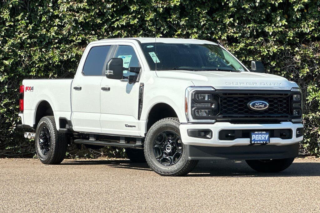 2026 Ford F-250 Super Duty XL Crew Cab 4WD