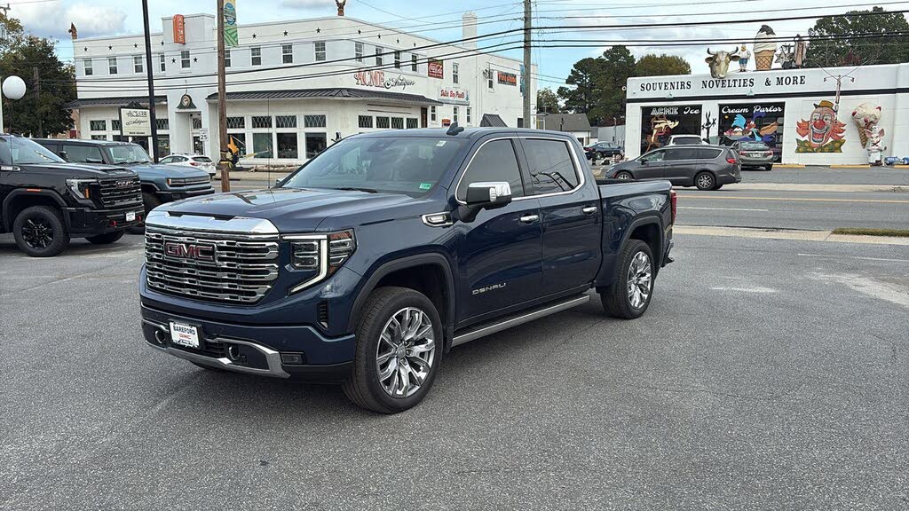 2023 GMC Sierra 1500 Denali Crew Cab 4WD