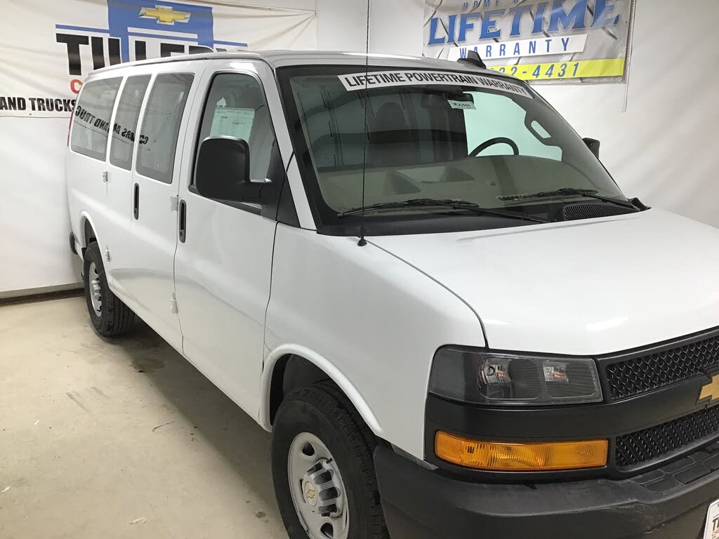 2025 Chevrolet Express Cargo 2500 RWD