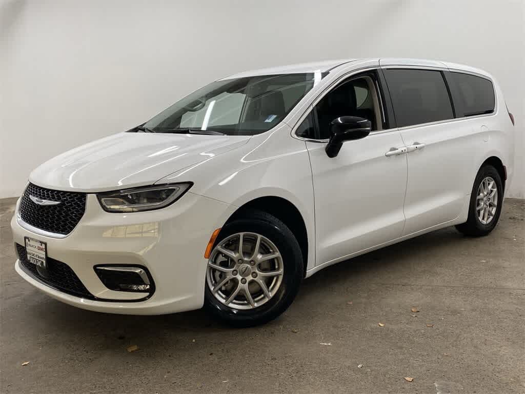 2024 Chrysler Pacifica Touring L FWD