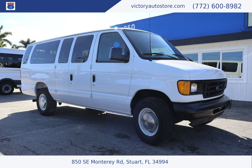 2003 Ford E-Series E-350 Super Duty XL Extended Passenger Van