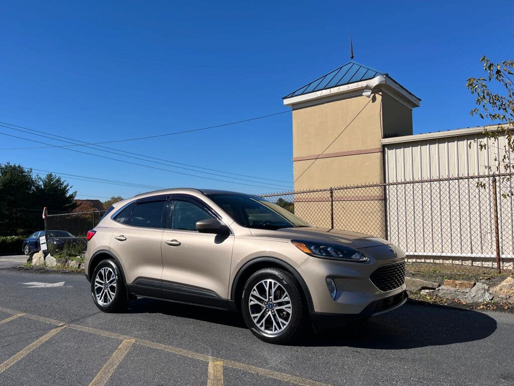 2020 Ford Escape SEL FWD