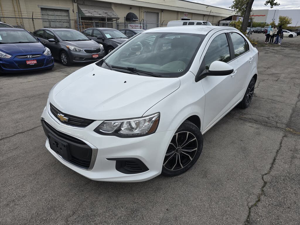 2017 Chevrolet Sonic LT Sedan FWD