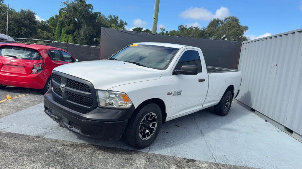 2016 RAM 1500 Tradesman LB RWD