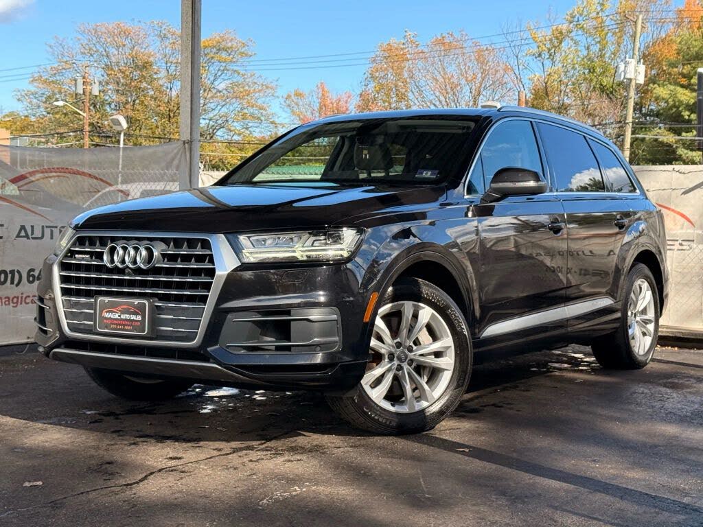 2019 Audi Q7 55 TFSI quattro Premium Plus