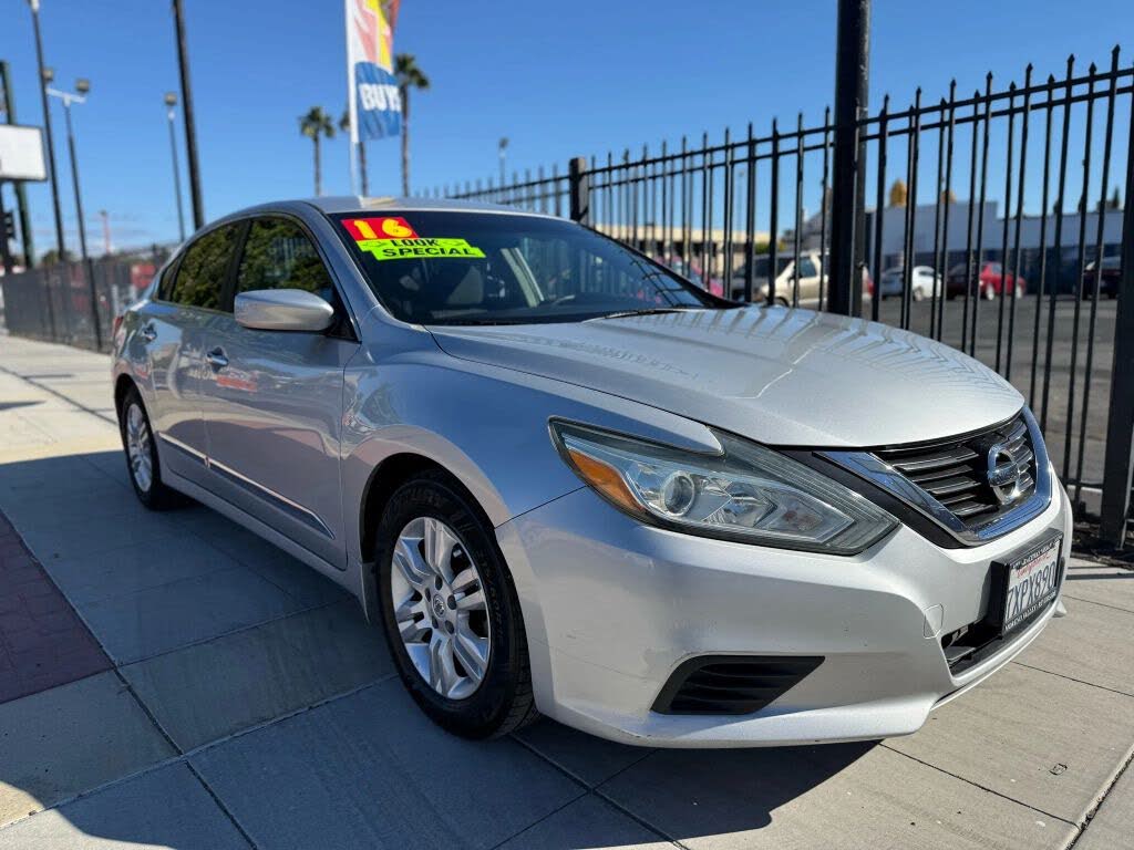 2016 Nissan Altima 2.5 S