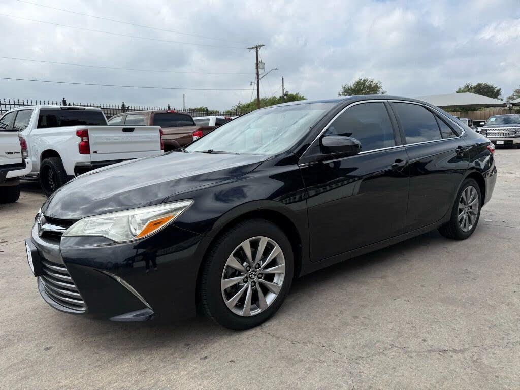 2017 Toyota Camry XLE