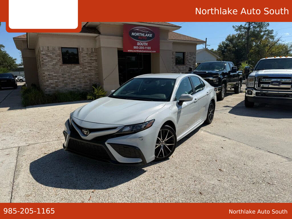 2023 Toyota Camry SE FWD