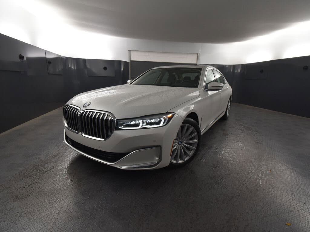 2022 BMW 7 Series 740i xDrive AWD