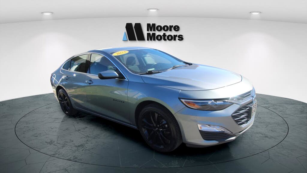 2023 Chevrolet Malibu LT with 1LT FWD