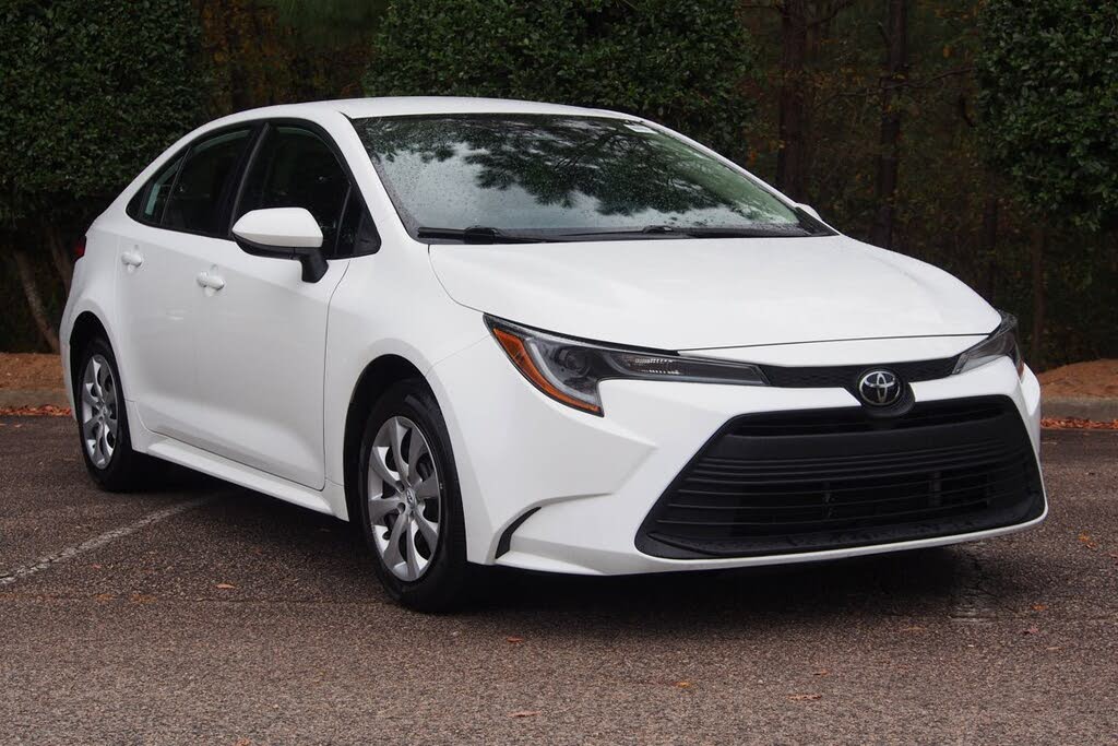2024 Toyota Corolla LE FWD