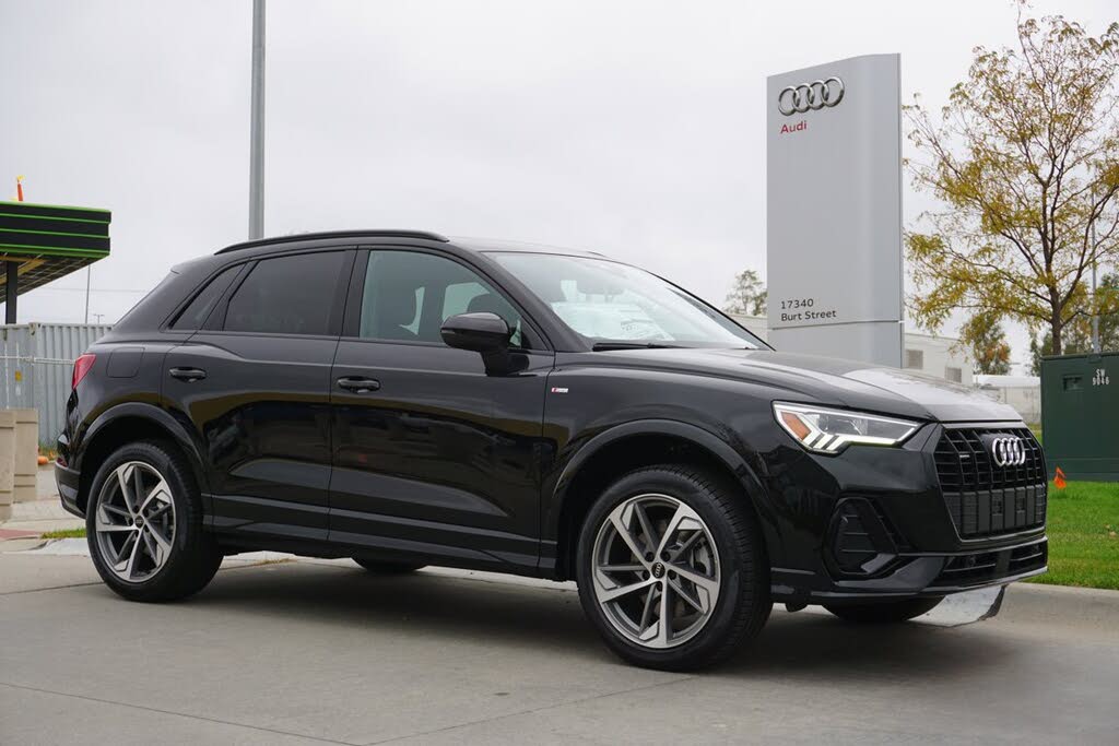 2025 Audi Q3 quattro Premium S Line 45 TFSI