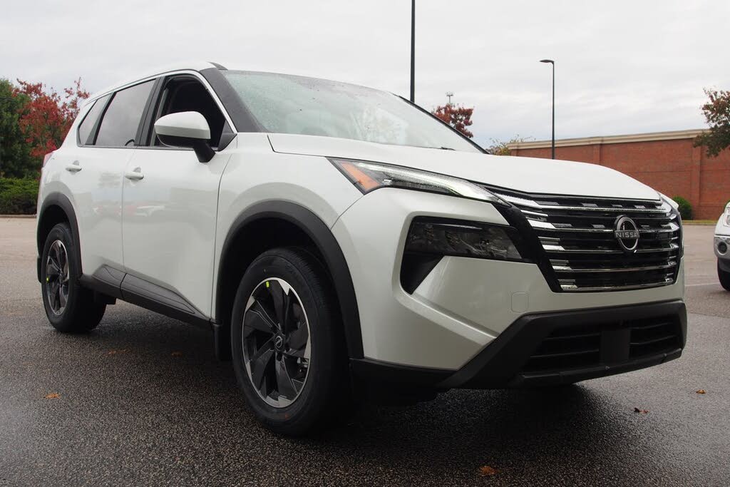 2026 Nissan Rogue SV FWD