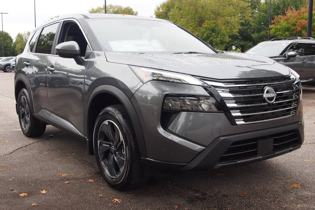 2026 Nissan Rogue SV FWD