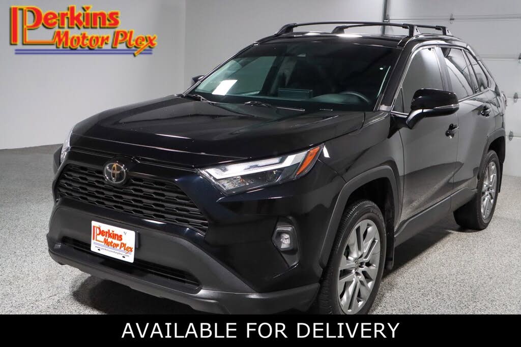 2024 Toyota RAV4 XLE Premium FWD