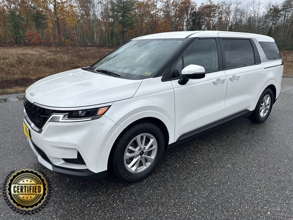 2023 Kia Carnival LX FWD