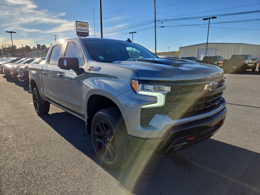 2026 Chevrolet Silverado 1500 LT Trail Boss Crew Cab 4WD
