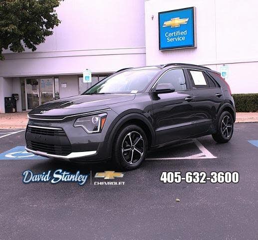2024 Kia Niro LX FWD