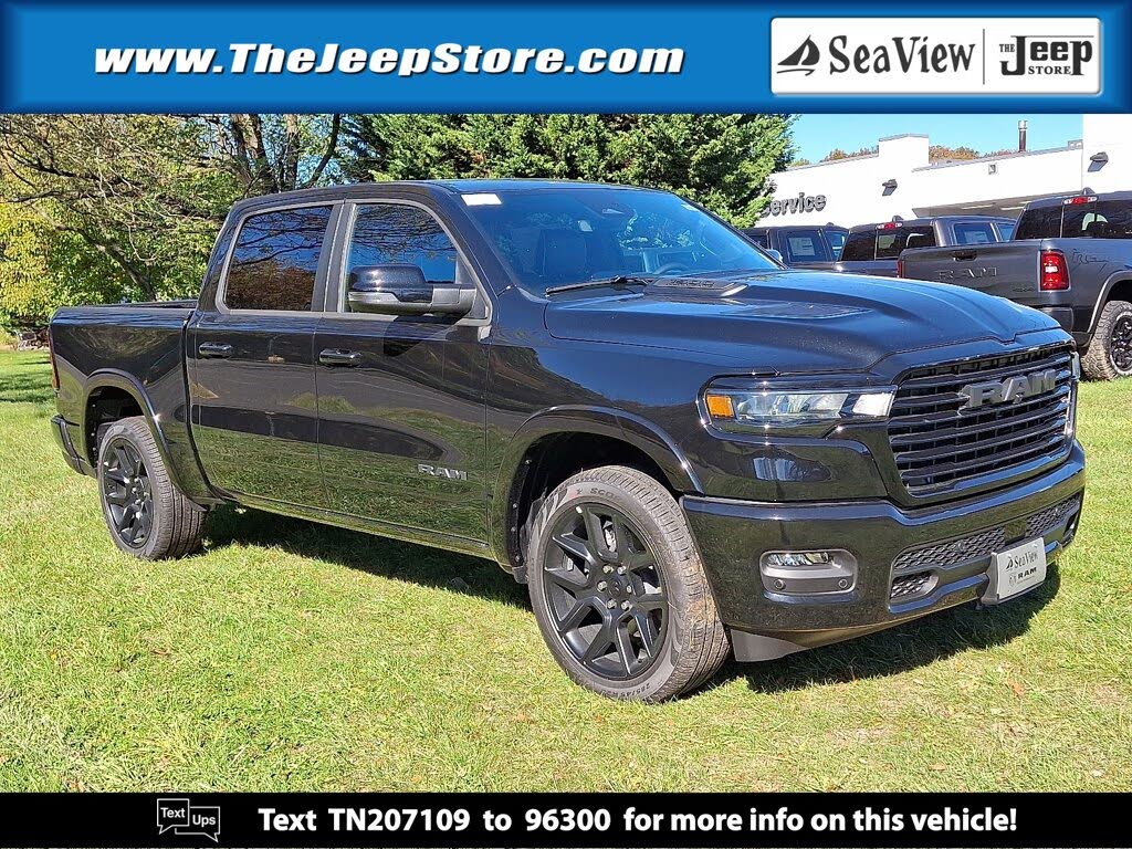 2026 RAM 1500 Laramie Crew Cab 4WD