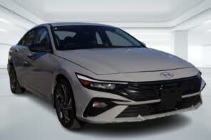 Hyundai Elantra Hybrid Luxury FWD