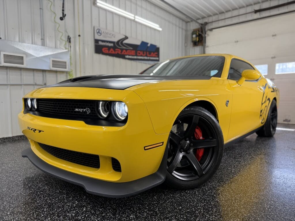2017 Dodge Challenger SRT Hellcat RWD