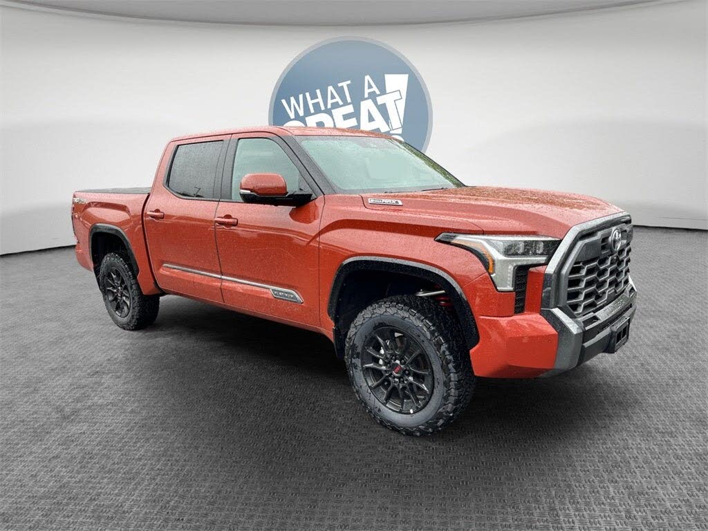 2025 Toyota Tundra Hybrid Platinum HV CrewMax Cab 4WD