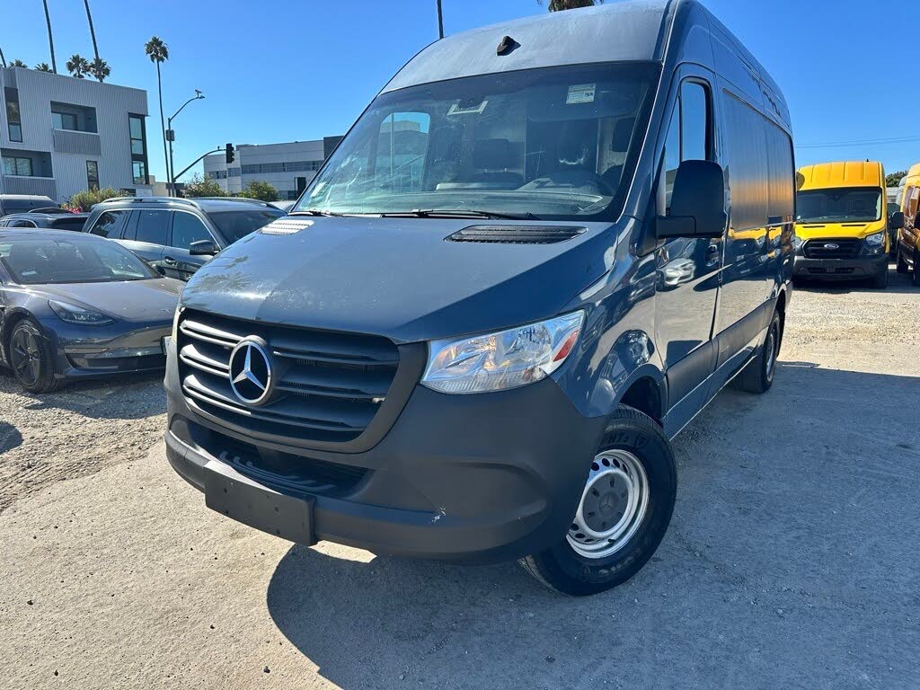 2019 Mercedes-Benz Sprinter 2500 144 V6 Cargo Van RWD