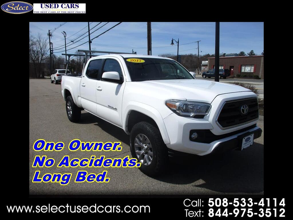 2017 Toyota Tacoma SR5 V6 Double Cab LB 4WD