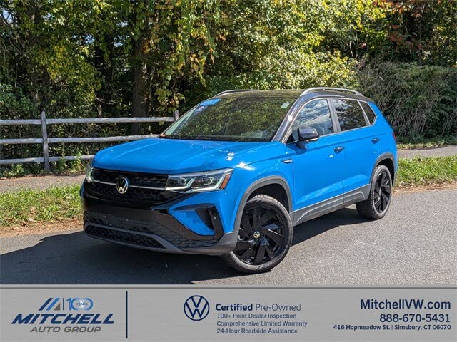 2024 Volkswagen Taos SE Black 4Motion