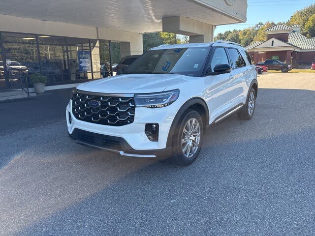 2025 Ford Explorer Platinum RWD